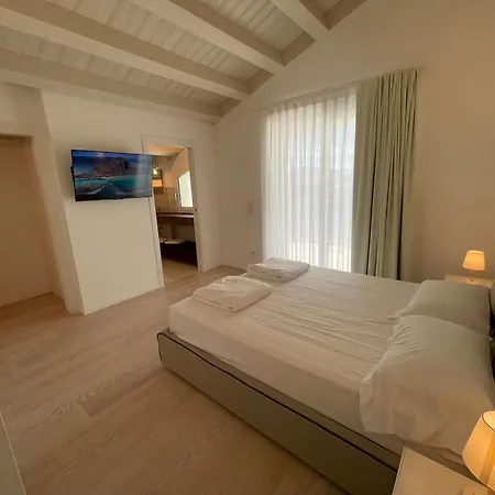 Appartamento Haus Margarete - Attico Infinity Vista Mare Con Jacuzzi - Agenzia Cocal